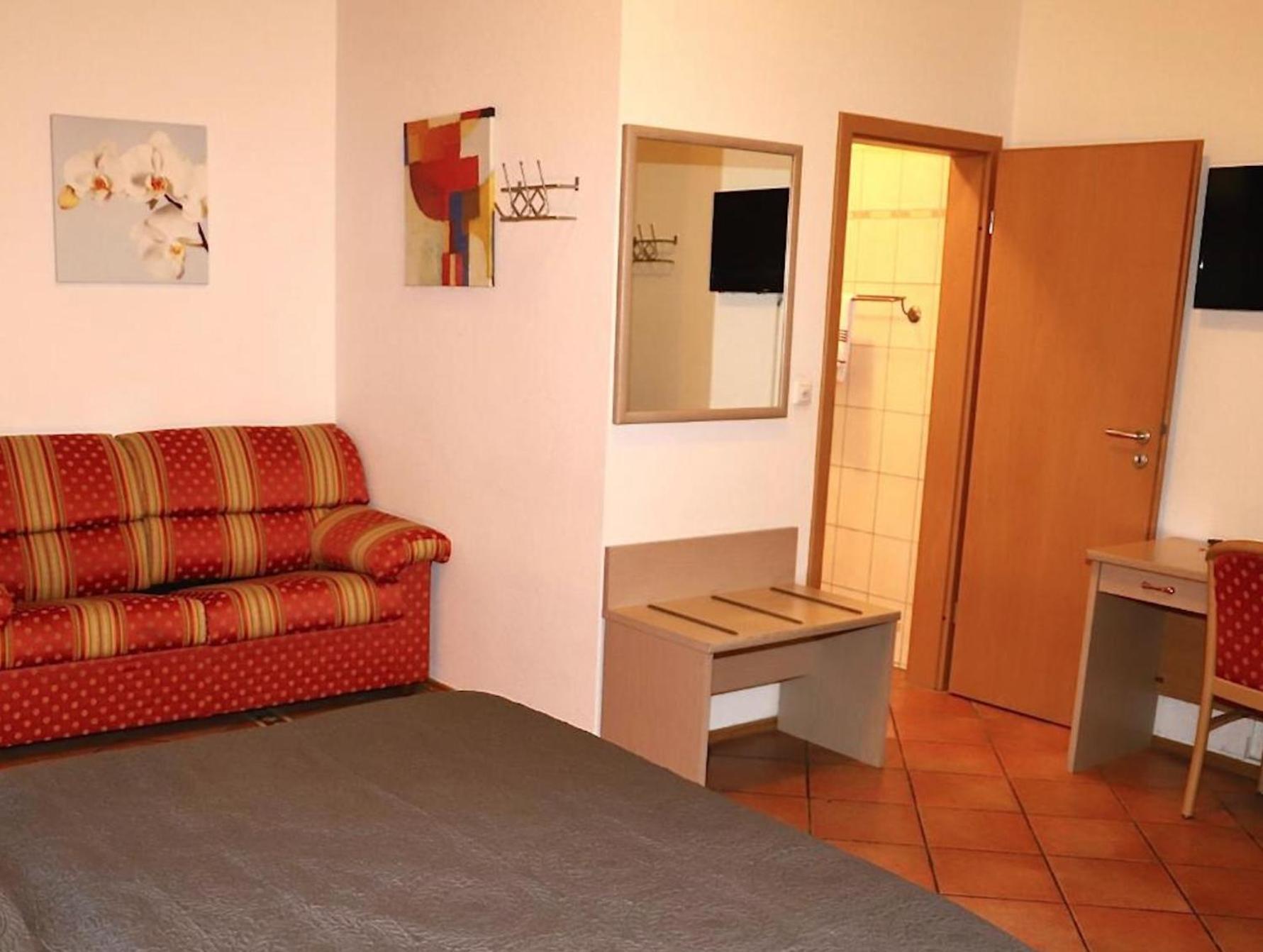 Hotel Aurelia Frankfurt nad Menem Zewnętrze zdjęcie