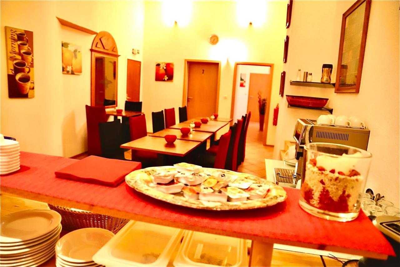 Hotel Aurelia Frankfurt nad Menem Zewnętrze zdjęcie